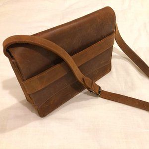 Ceri Hoover Small Messenger Bag in Brown Leather